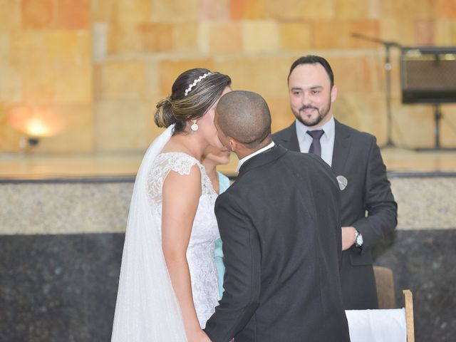 O casamento de Renan e Talita em Nilópolis, Rio de Janeiro 15