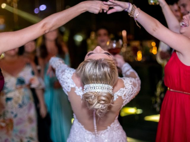 O casamento de Jamil e Cris em Florianópolis, Santa Catarina 60
