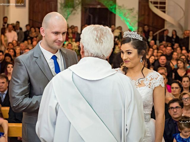 O casamento de Anderson e Taiane em Santa Maria, Rio Grande do Sul 18