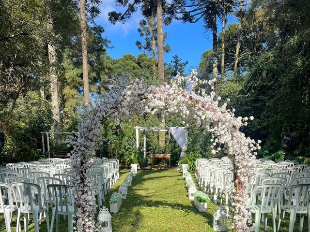 O casamento de Leonardo Montoanel  e Milaine Tostes Martins Montoanel  em Curitiba, Paraná 1