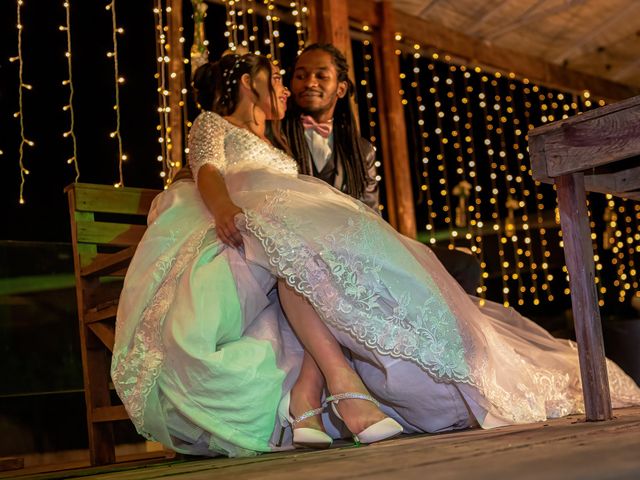 O casamento de Gabriel e Kenia em Cotia, São Paulo Estado 22