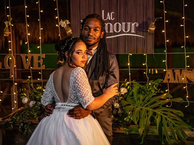 O casamento de Gabriel e Kenia em Cotia, São Paulo Estado 1