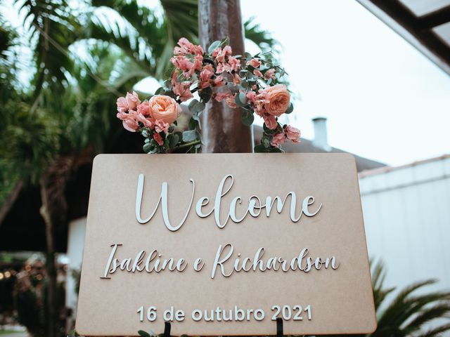 O casamento de Richardson e Isakline em Queimados, Rio de Janeiro 27