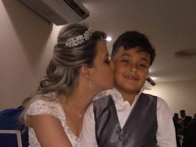 O casamento de Marcos Vinícius e Camila em São Gonçalo, Rio de Janeiro 6