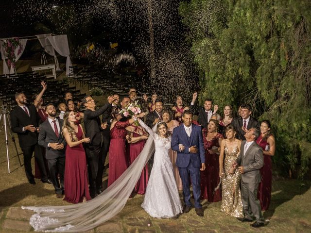 O casamento de Thales e Larissa em Timóteo, Minas Gerais 40