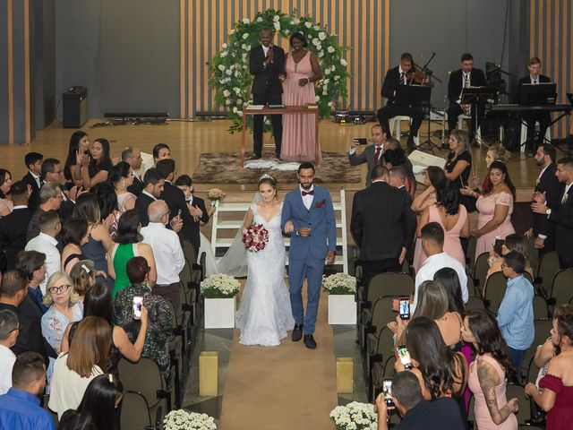 O casamento de André e Mariana em Ibirité, Minas Gerais 37