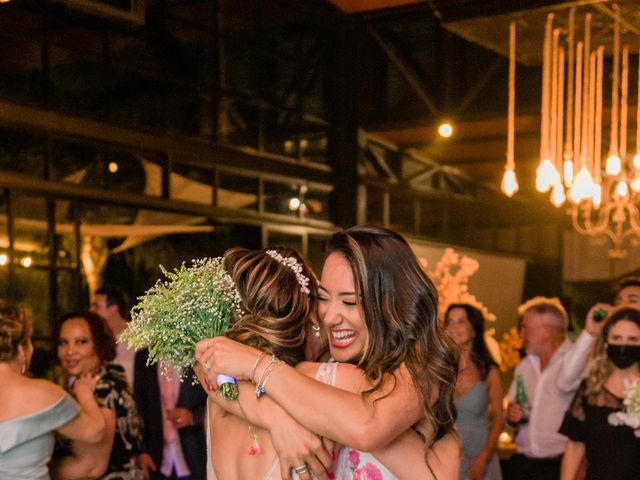 O casamento de Marcelo e Bruna em Valinhos, São Paulo Estado 111