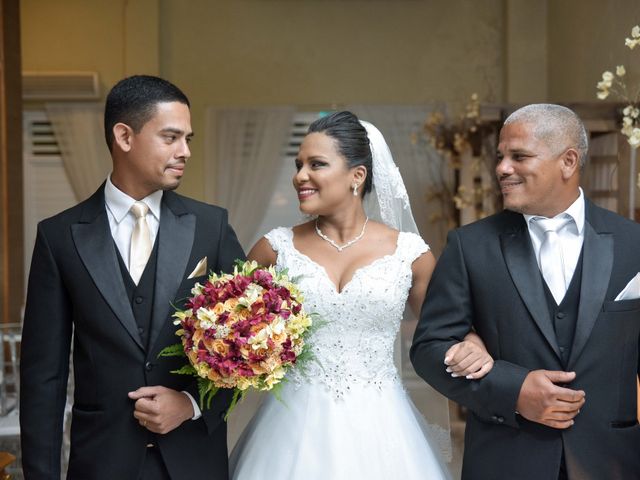 O casamento de Rene Fabiano e Thainá em Nova Iguaçu, Rio de Janeiro 8