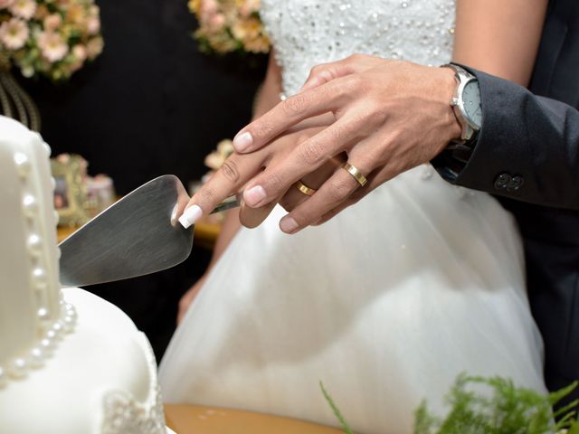 O casamento de Rene Fabiano e Thainá em Nova Iguaçu, Rio de Janeiro 20