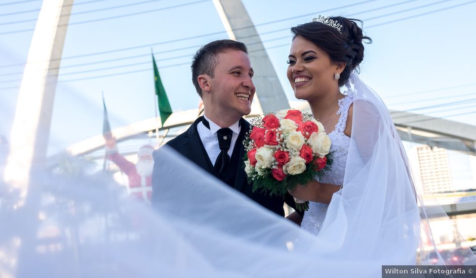 O casamento de Tiago e Jessica em Osasco, São Paulo