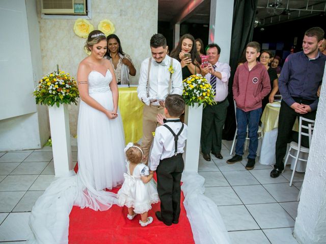 O casamento de Bruno e Izadora em Joinville, Santa Catarina 25