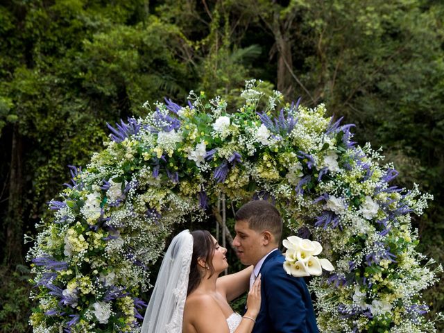 O casamento de Gustavo e Leticia em São Lourenço da Serra, São Paulo 1
