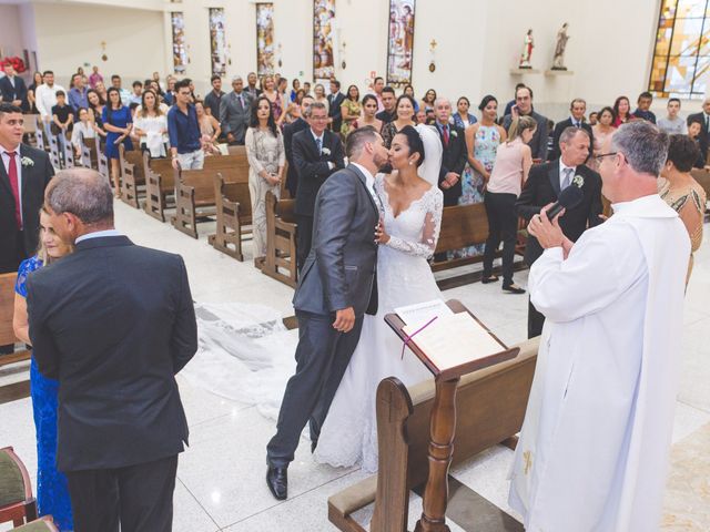 O casamento de Winicius e Mônica em Patos de Minas, Minas Gerais 183