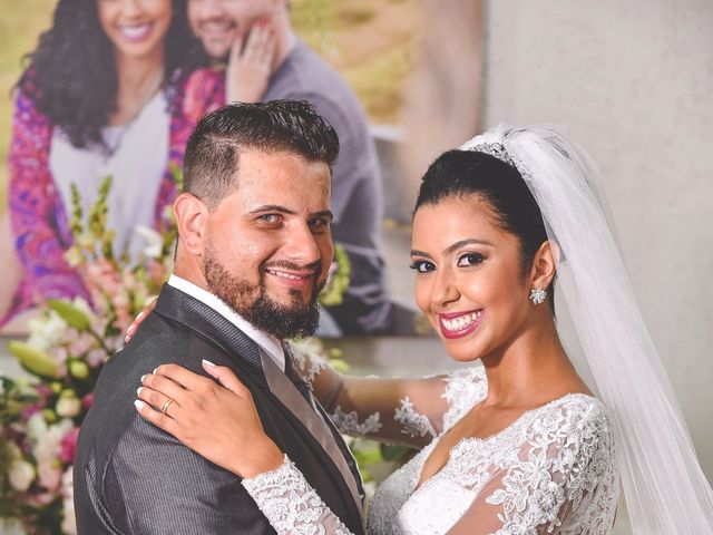 O casamento de Winicius e Mônica em Patos de Minas, Minas Gerais 216