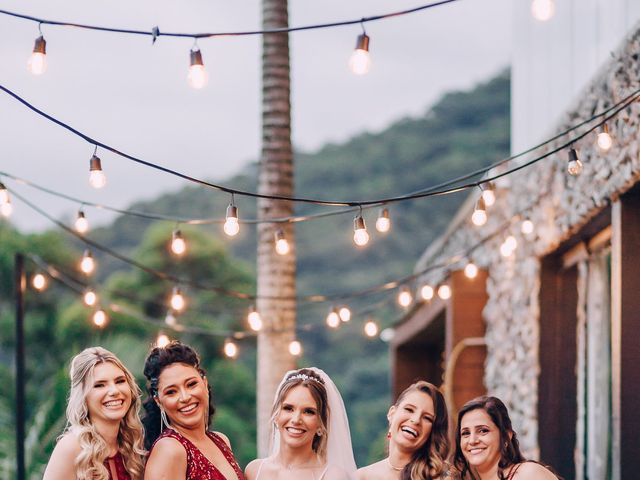 O casamento de Renan e Bianca em Itapema, Santa Catarina 84