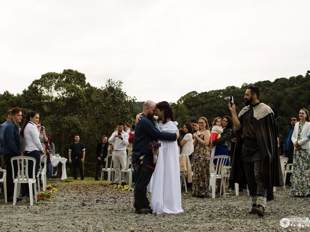 O casamento de Gabriela e Cleverson em Almirante Tamandaré, Paraná 3
