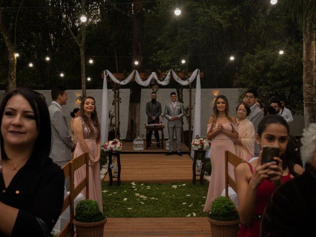 O casamento de Luciano e Milena em São José dos Pinhais, Paraná 12