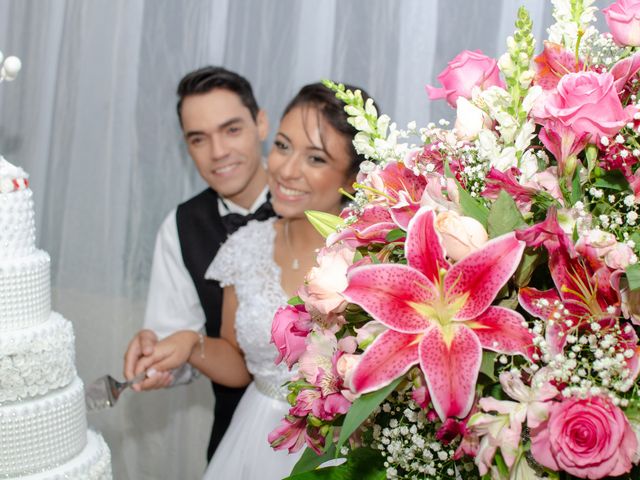 O casamento de Douglas e Carol em Campinas, São Paulo Estado 22