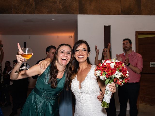 O casamento de Marcos e Mariela em Juiz de Fora, Minas Gerais 89