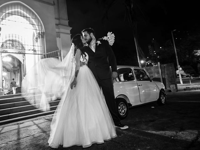 O casamento de Lucas e Mari em Belo Horizonte, Minas Gerais 32