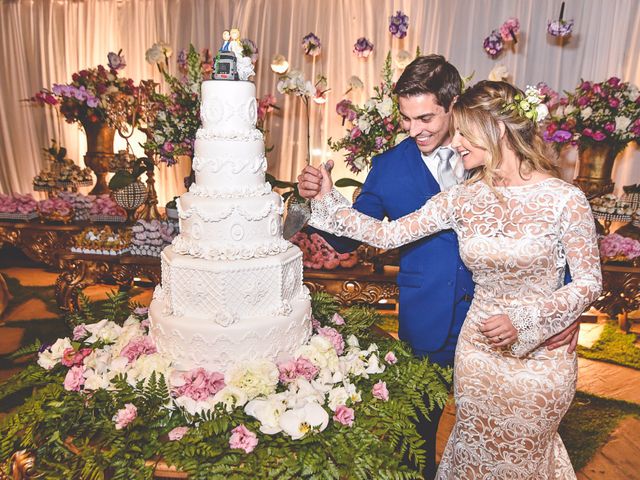 O casamento de Henrick e Lorrany em Patos de Minas, Minas Gerais 112