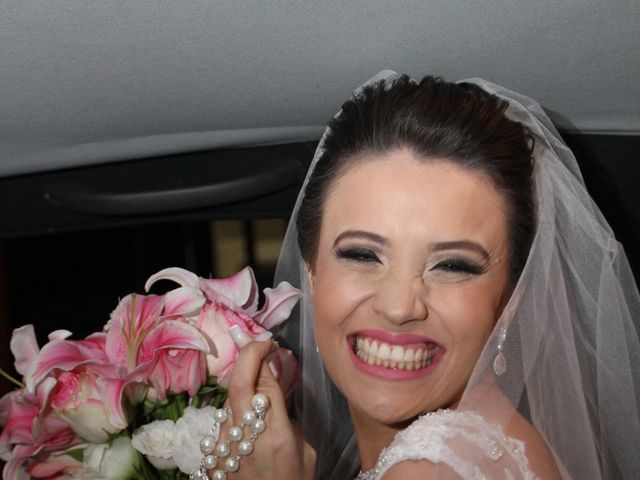 O casamento de Dalber e Priscila em Belo Horizonte, Minas Gerais 11
