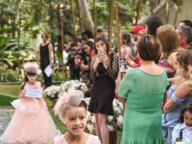 O casamento de Lucas e Gisele em Mairiporã, São Paulo Estado 35