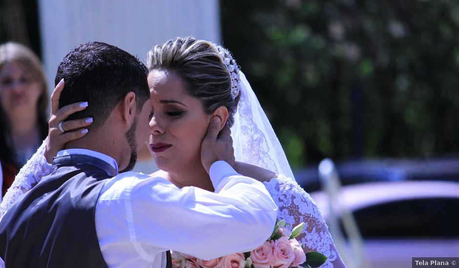 O casamento de Mônica Vieira e Adilson Gonçalves em Gama, Distrito Federal