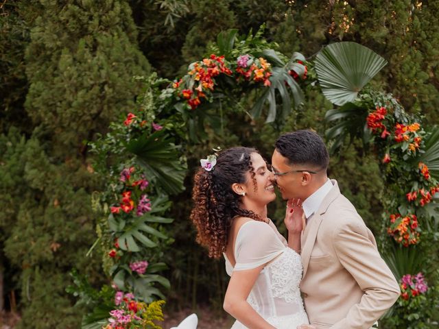 O casamento de Luis e Julia em Santa Luzia, Minas Gerais 13