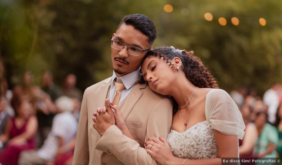 O casamento de Luis e Julia em Santa Luzia, Minas Gerais
