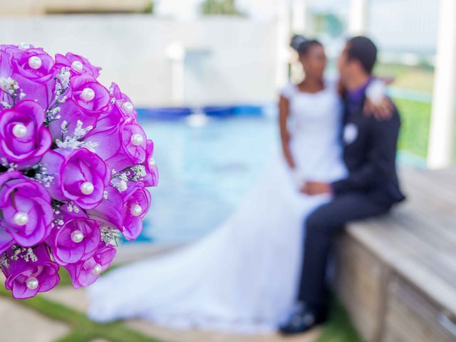 O casamento de Krys e Helton  em Salvador, Bahia 12