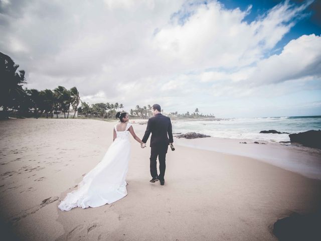 O casamento de Krys e Helton  em Salvador, Bahia 16