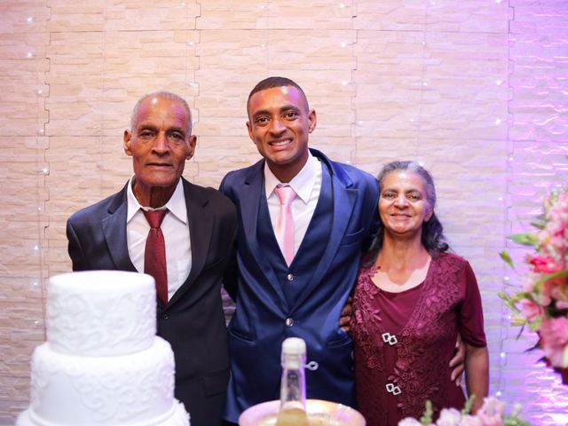 O casamento de Jó Enias e Pamela em Carapicuíba, São Paulo Estado 99