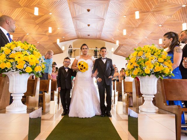 O casamento de Allef e Thais em Colombo, Paraná 19