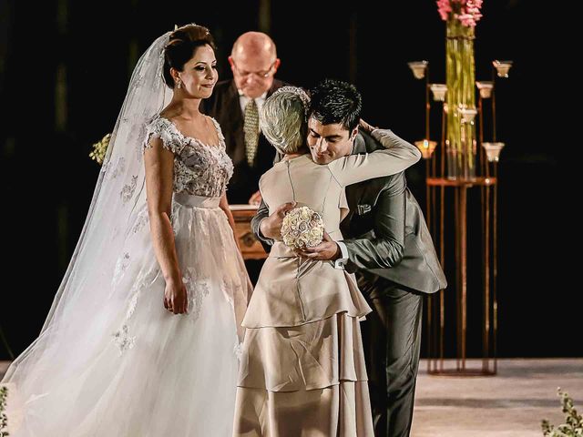 O casamento de Fernando e Monique em Santa Isabel, São Paulo Estado 46