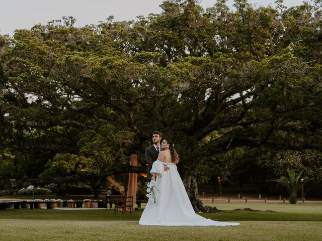 O casamento de FELIPE e LARA em Porto Alegre, Rio Grande do Sul 146