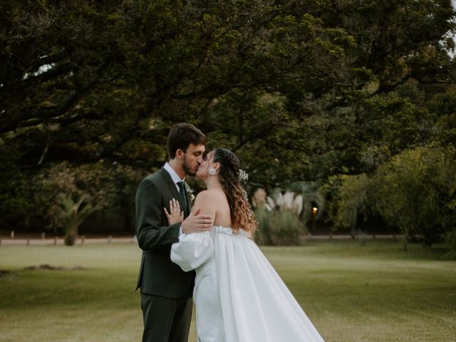 O casamento de FELIPE e LARA em Porto Alegre, Rio Grande do Sul 148