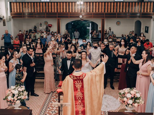 O casamento de Matheus e Ester em Indaial, Santa Catarina 25