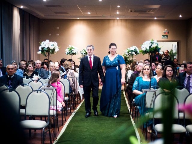 O casamento de Renato e Camila em Curitiba, Paraná 9