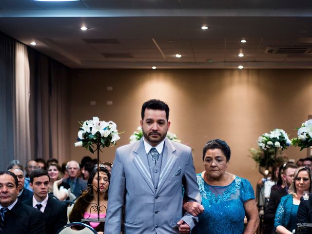 O casamento de Renato e Camila em Curitiba, Paraná 45