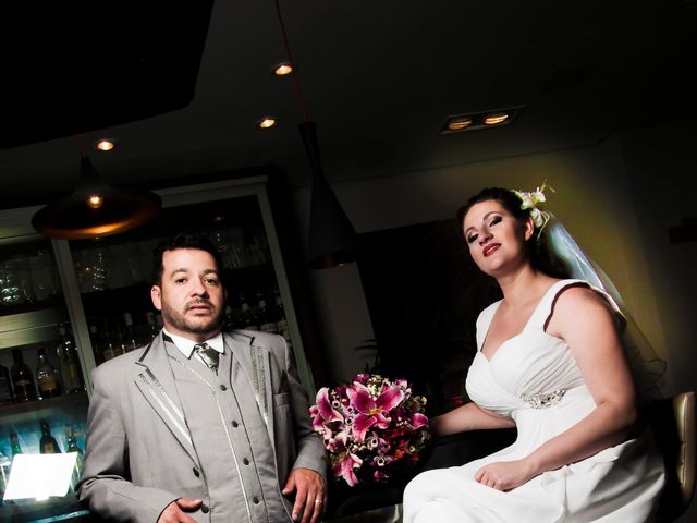 O casamento de Renato e Camila em Curitiba, Paraná 51