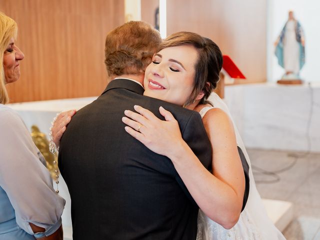 O casamento de André e Luciana em Lago Sul, Distrito Federal 33