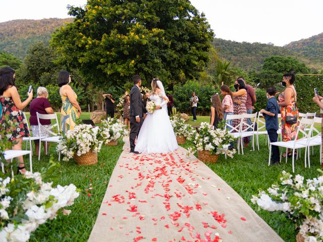 O casamento de Jhonatam e Gabriela em Niterói, Rio de Janeiro 94