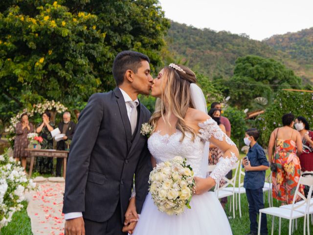 O casamento de Jhonatam e Gabriela em Niterói, Rio de Janeiro 97