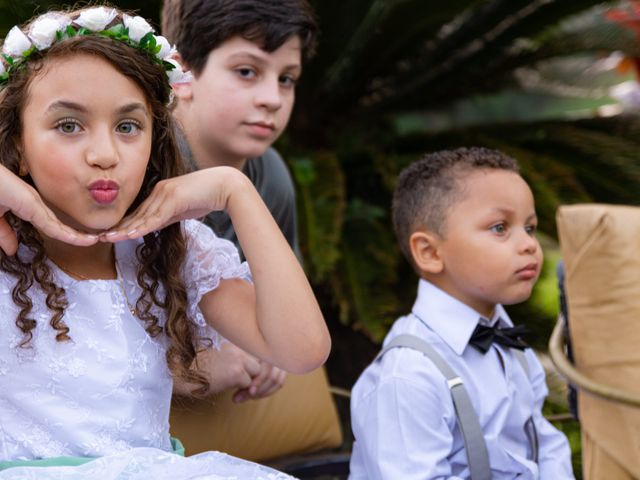 O casamento de Jhonatam e Gabriela em Niterói, Rio de Janeiro 102