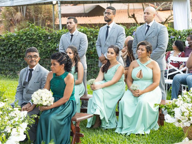 O casamento de Jhonatam e Gabriela em Niterói, Rio de Janeiro 237