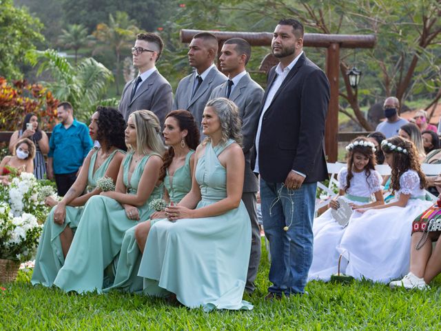 O casamento de Jhonatam e Gabriela em Niterói, Rio de Janeiro 314