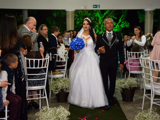 O casamento de Robson e Carolina em Caieiras, São Paulo Estado 29