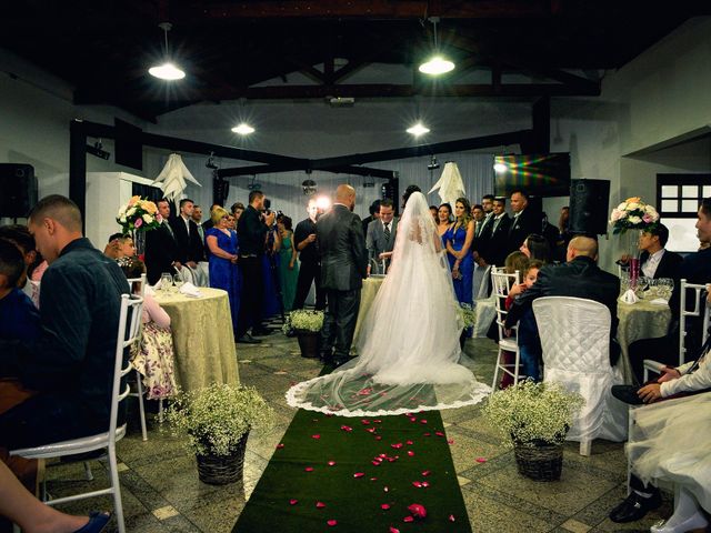 O casamento de Robson e Carolina em Caieiras, São Paulo Estado 31