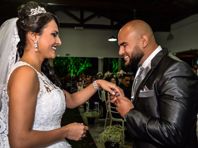 O casamento de Robson e Carolina em Caieiras, São Paulo Estado 36